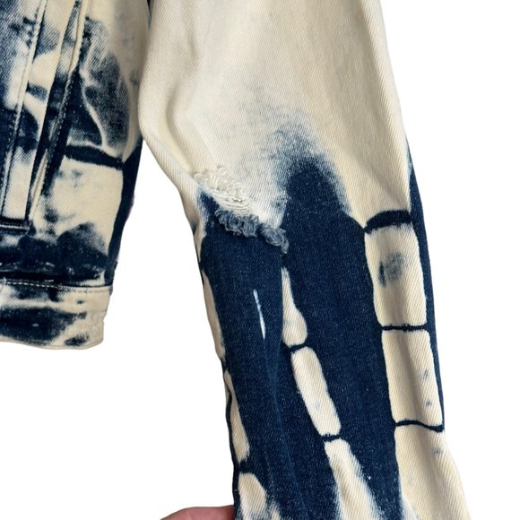 (H-223) Distressed Denim Jean Jacket Size S - Picture 9 of 16